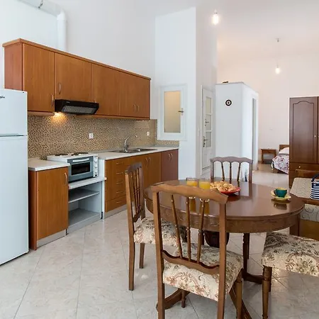 Vivlos Apartment Lejlighed